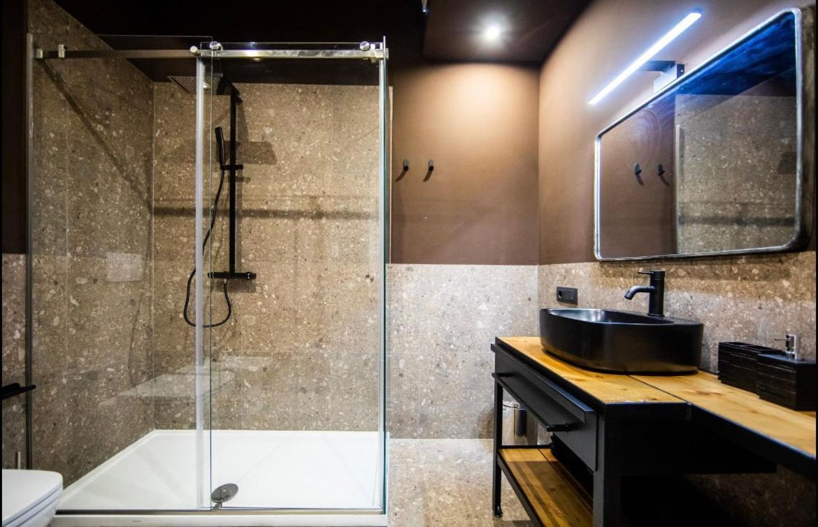 New Amazing Mono Located In Moscova District From Moscova Suites Apartments Group ミラノ エクステリア 写真